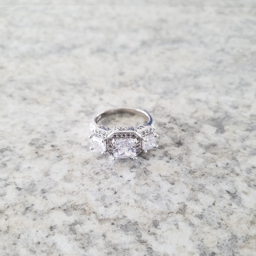Silver Plated 3 Stone Ring